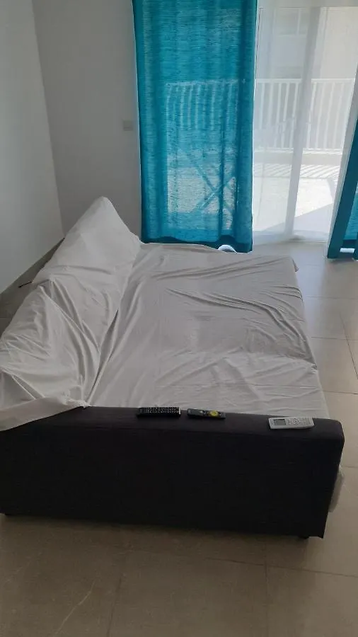 Homestay Flight Rooms Kirkop