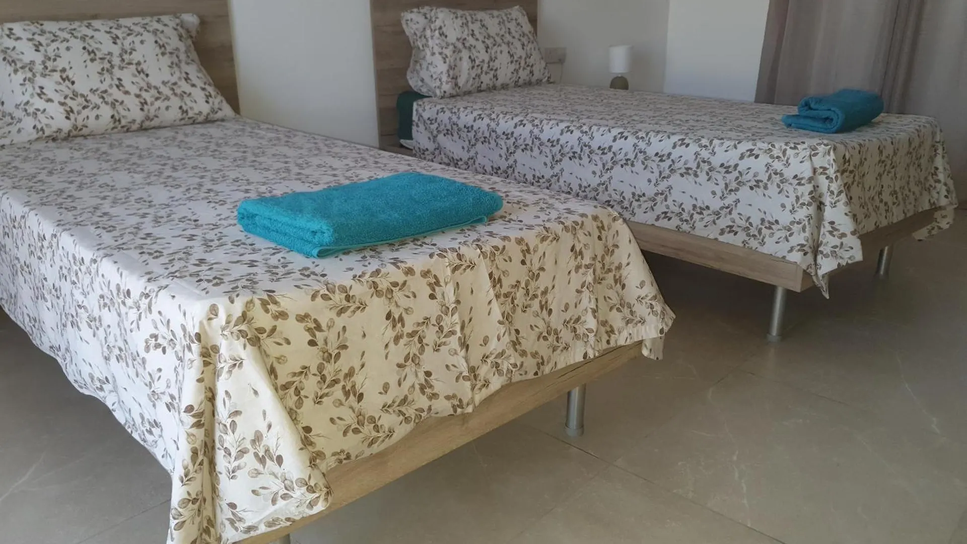 Flight Rooms Kirkop Malta