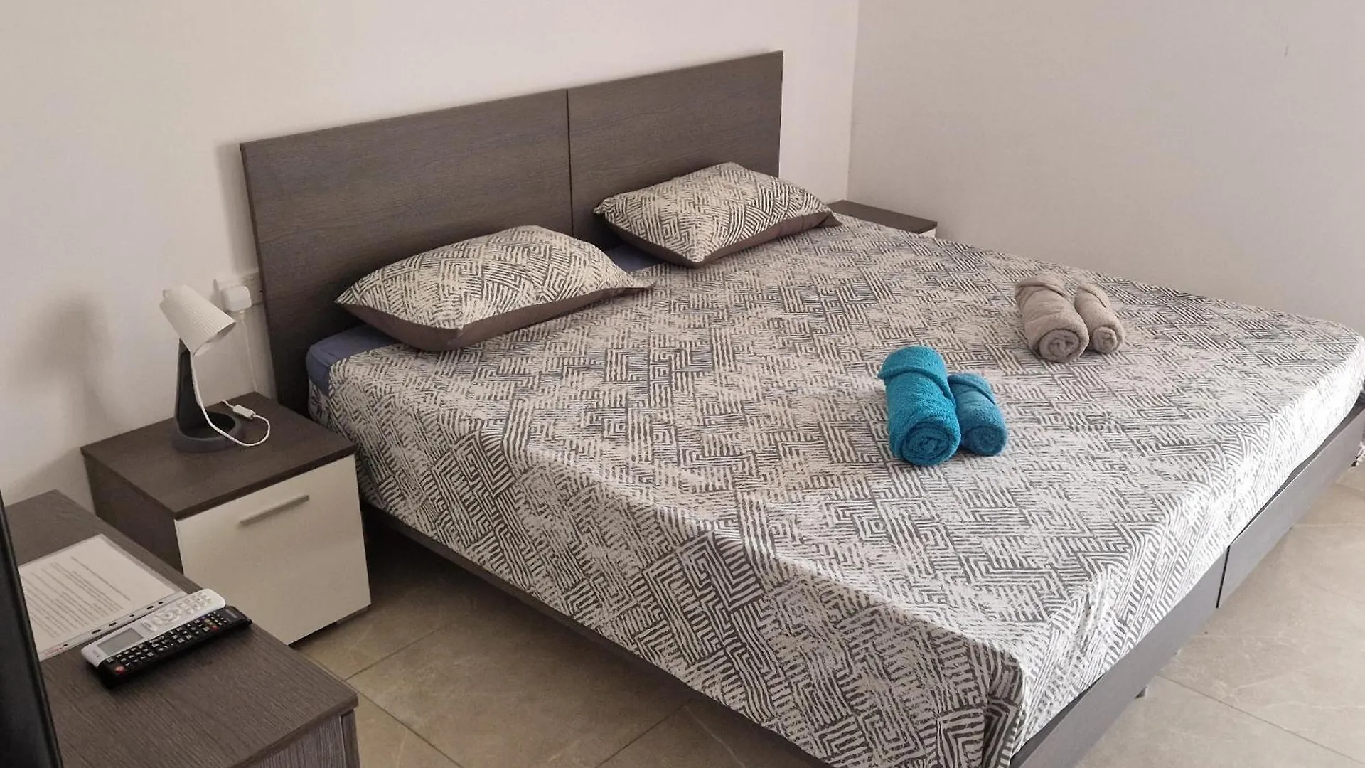 Flight Rooms Kirkop